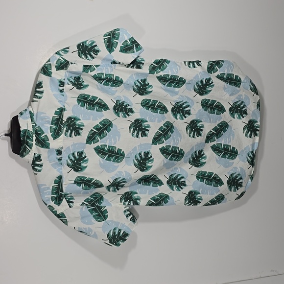 {J. Crew Factory} Men's Green and White Leaf Print Casual Button Down Shirt - Picture 4 of 11